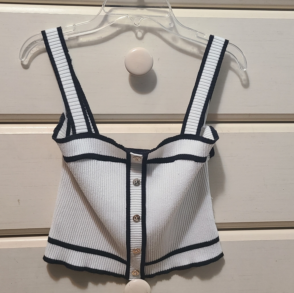 Vintage black and white crop top